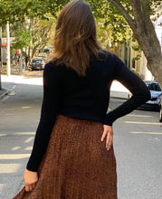 Load image into Gallery viewer, High neck knit - Black