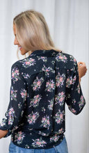 Load image into Gallery viewer, Carissa top