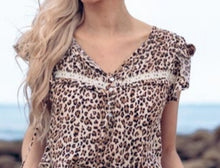 Load image into Gallery viewer, Wild leopard Tassel Top