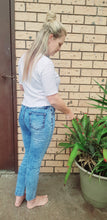 Load image into Gallery viewer, Winter Washed Jeans