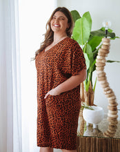 Load image into Gallery viewer, Sophia Pocket Dress