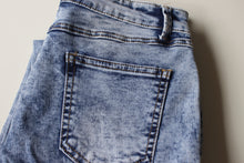 Load image into Gallery viewer, Winter Washed Jeans